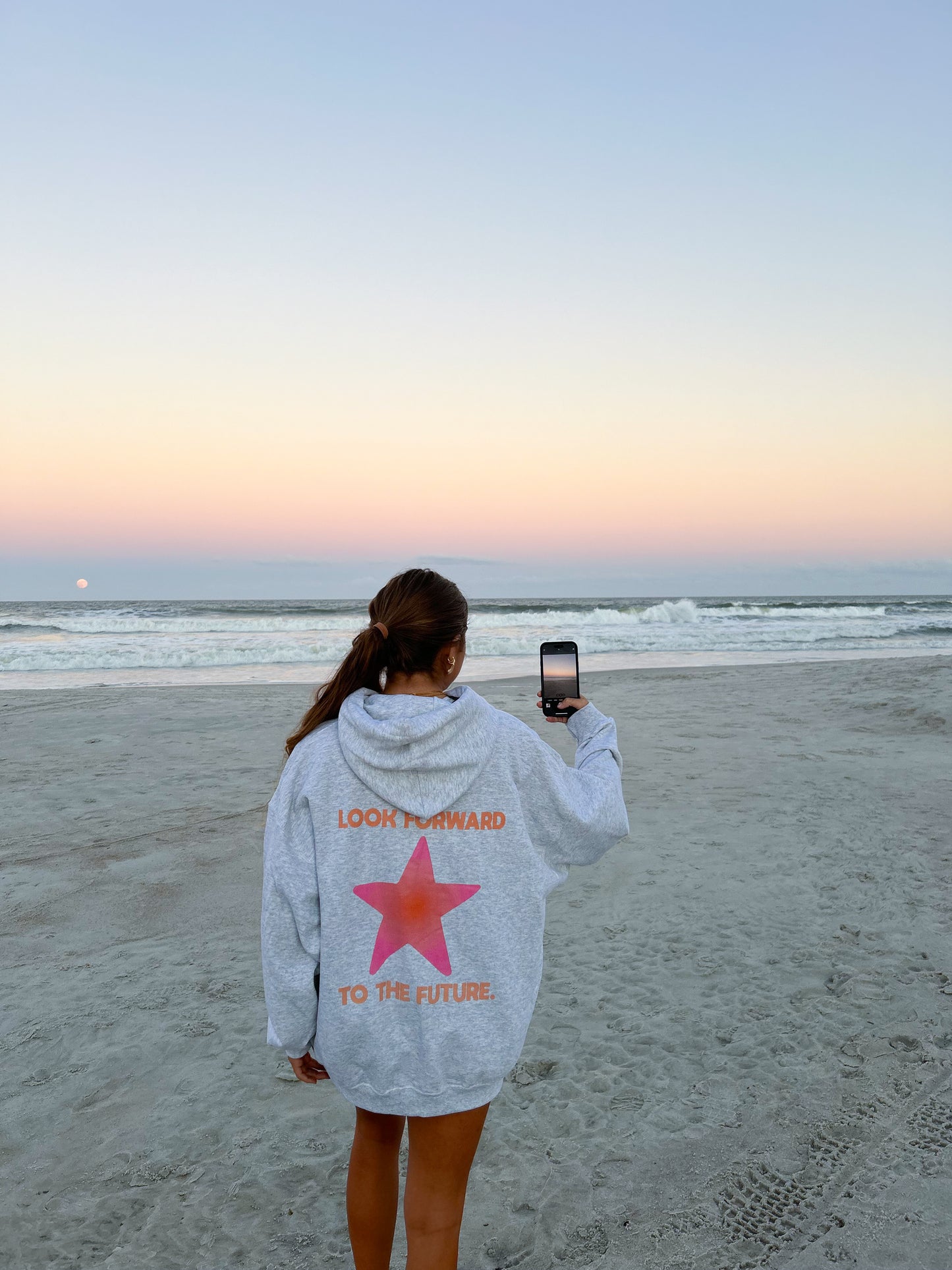 LOOK FORWARD TO THE FUTURE HOODIE