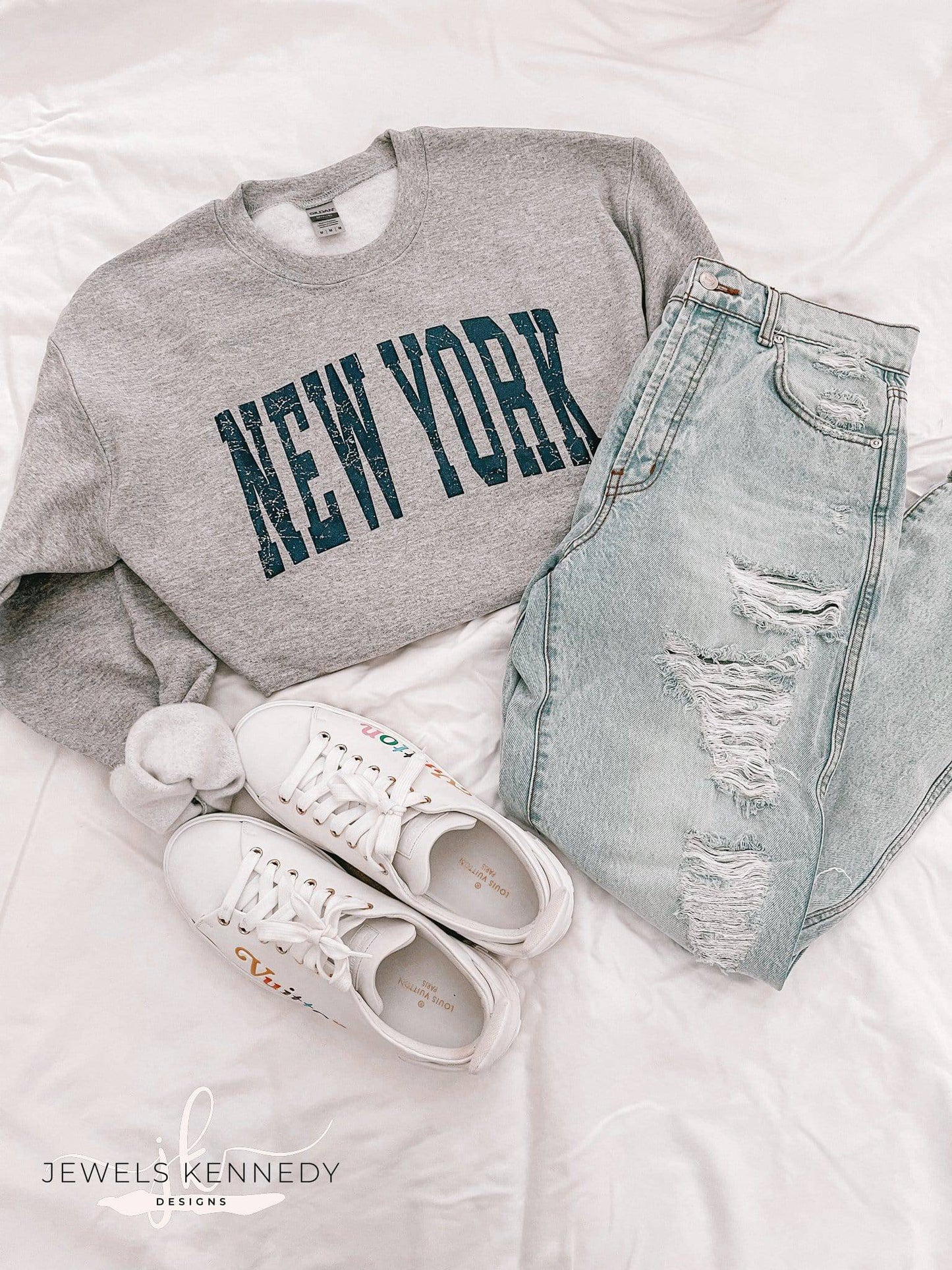 New York Crewneck - JEWELS KENNEDY DESIGNS
