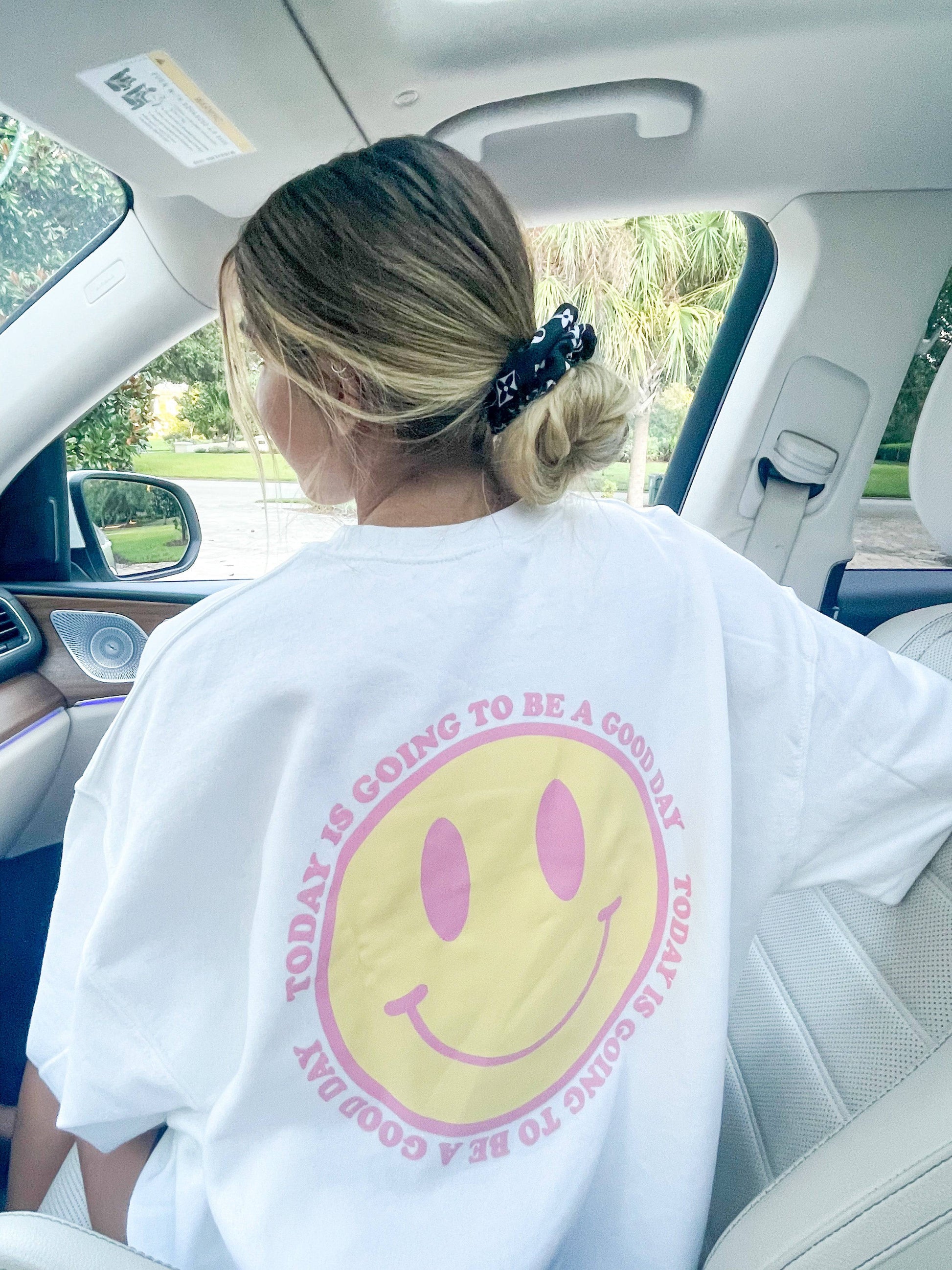 GOOD DAY CREWNECK - JEWELS KENNEDY DESIGNS