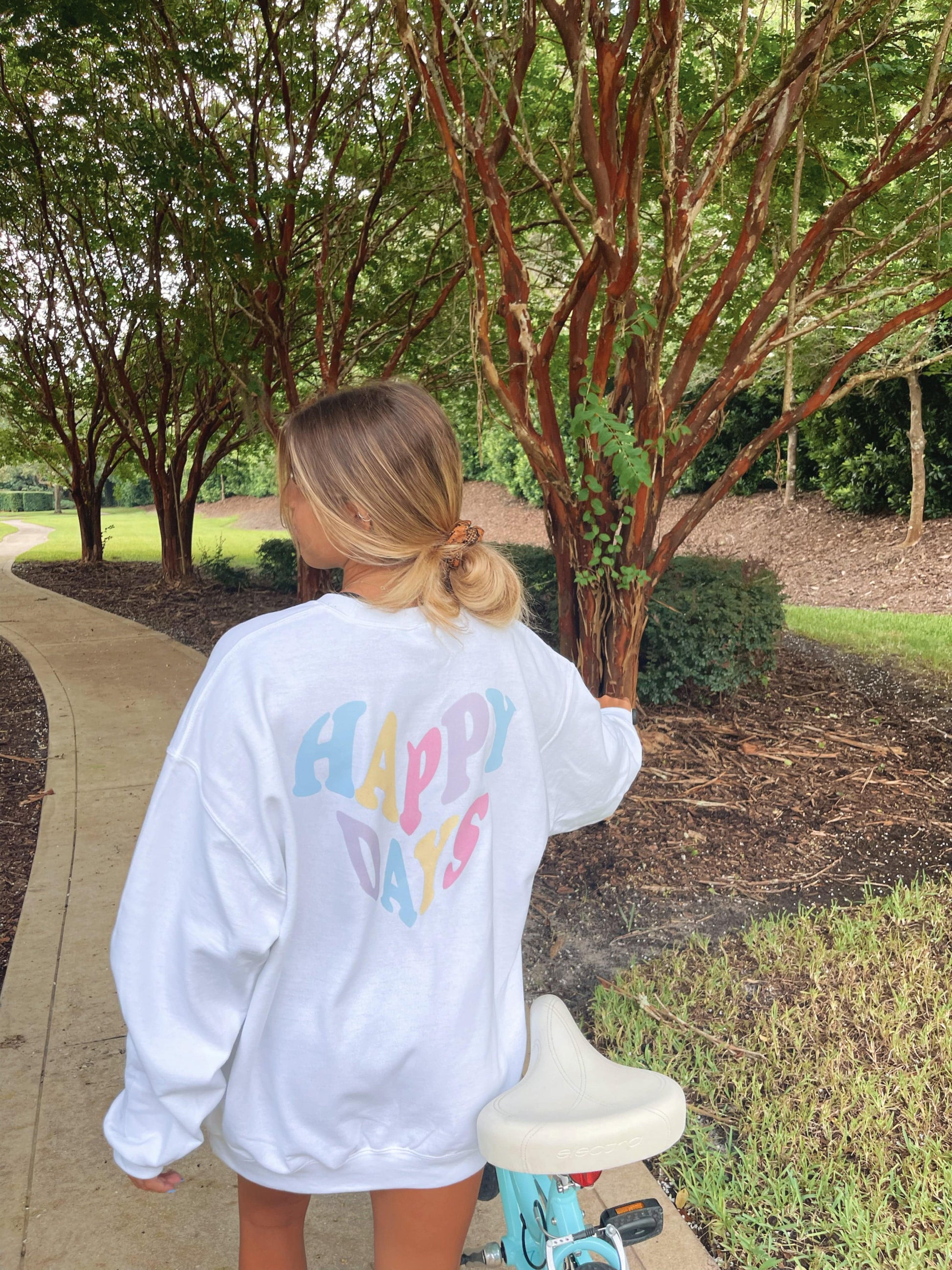 HAPPY DAYS CREWNECK - JEWELS KENNEDY DESIGNS