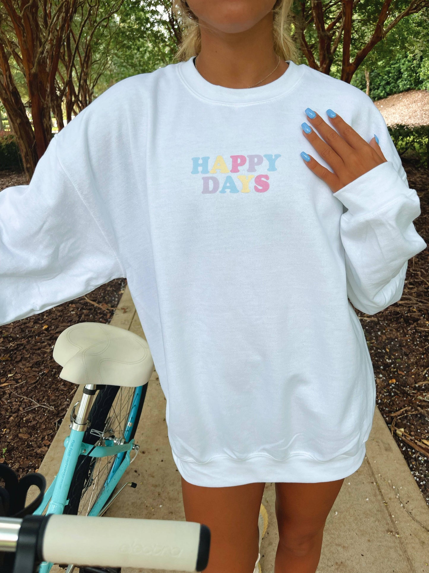 HAPPY DAYS CREWNECK - JEWELS KENNEDY DESIGNS